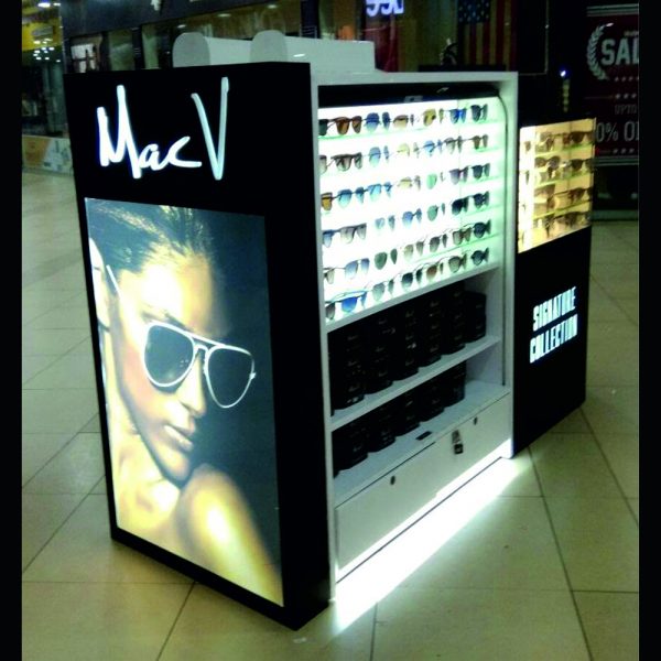 optical cosmetic display kiosk