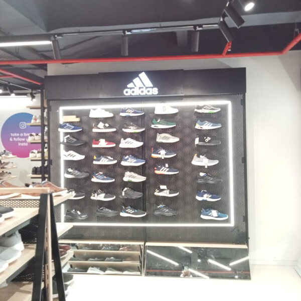 shoe shop display design
